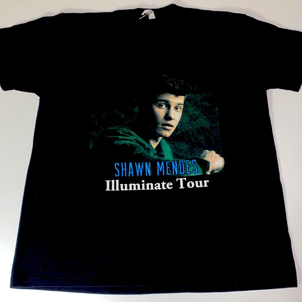 Shawn Mendes Concert Tour 2017 Unisex Tee